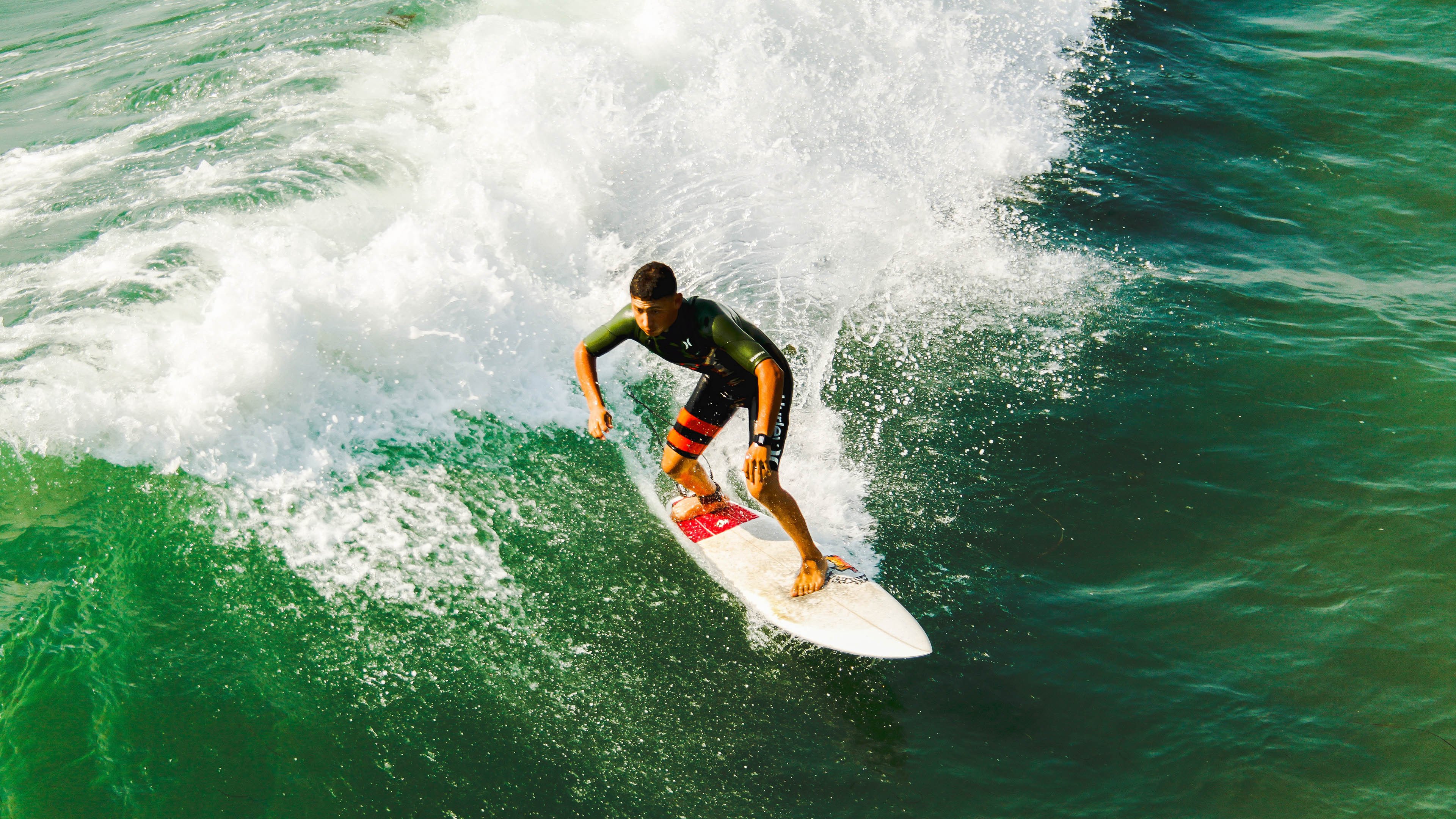 国际热身赛中国青年队逆袭 球迷期待新星崛起，中国队热身赛结果